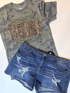 Women’s Distressed Blue Jean Shorts - Classic Denim Casual